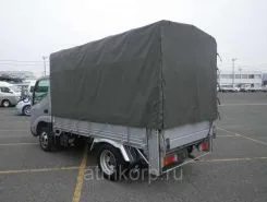 Тентованный грузовик Тентованный грузовик  Toyota 2012 года б/у