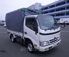Тентованный грузовик Тентованный грузовик  Toyota 2012 года б/у
