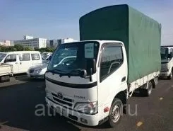 Тентованный грузовик Тентованный грузовик  Toyota 2012 года б/у