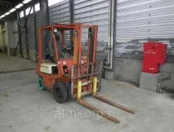 Вилочный погрузчик Toyota FORKLIFT 3FD15 1984 года б/у