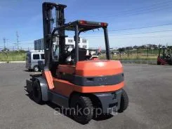 Вилочный погрузчик Toyota FORKLIFT 7FB45 2007 года б/у фото 2