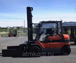 Вилочный погрузчик Toyota FORKLIFT 7FB45 2007 года б/у фото 4