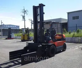 Вилочный погрузчик Toyota FORKLIFT 7FB45 2007 года б/у фото 5