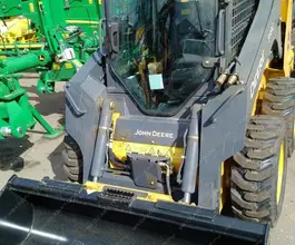 Фронтальный погрузчик John Deere 324E 2019 года б/у фото 3