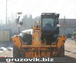 Телескопический погрузчик JCB LOADALL 533-105 2011 года б/у фото 2