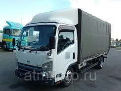 Тентованный грузовик Тентованный грузовик  Nissan 2012 года б/у