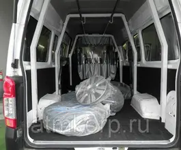 Микроавтобус Nissan CARAVAN NV350 CW8E26 2013 года б/у