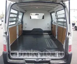 Микроавтобус Nissan CARAVAN VRE25 2010 года б/у
