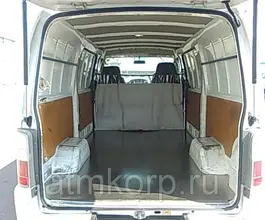 Микроавтобус Nissan CARAVAN VWE25 2010 года б/у