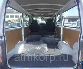 Микроавтобус Nissan CARAVAN VWME25 2011 года б/у