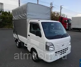 Тентованный грузовик Тентованный грузовик  Nissan 2014 года б/у