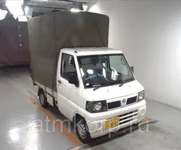 Тентованный грузовик Тентованный грузовик  Nissan 2010 года б/у