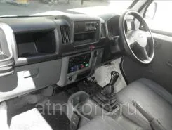 Рефрижератор Фургон  Nissan 2011 года б/у фото 5