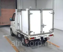 Рефрижератор Фургон  Nissan 2011 года б/у фото 3