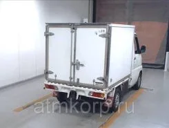 Рефрижератор Фургон  Nissan 2011 года б/у фото 4
