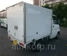 Рефрижератор Фургон  Nissan 2012 года б/у фото 3