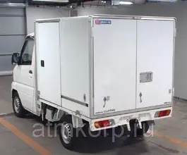 Автофургон Автофургон  Nissan 2010 года б/у фото 3
