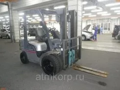 Вилочный погрузчик Nissan PL02A25 2007 года б/у