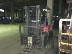 Вилочный погрузчик Nissan YJ02 2013 года б/у