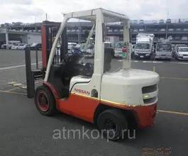 Вилочный погрузчик Nissan YG1F2A30 2011 года б/у фото 2