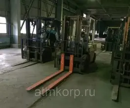 Вилочный погрузчик Nissan EFH02 2013 года б/у