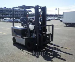Вилочный погрузчик Nissan P1B2L20 2007 года б/у