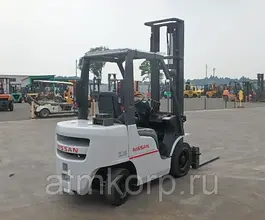Вилочный погрузчик NISSAN KDN-NY1F2 2012 года б/у фото 2