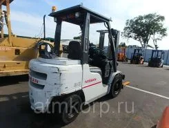 Вилочный погрузчик Nissan EBT-UG1F2 2011 года б/у фото 2