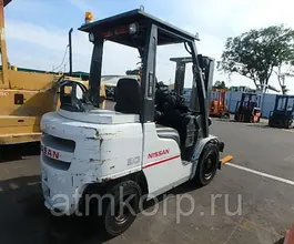 Вилочный погрузчик Nissan EBT-UG1F2 2011 года б/у фото 2
