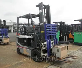 Вилочный погрузчик Nissan 22ZPG1B2L25 2009 года б/у