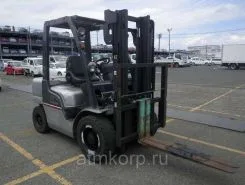 Вилочный погрузчик Nissan YGL02A30 2005 года б/у