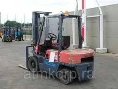 Вилочный погрузчик Nissan FJ02 1994 года б/у фото 4