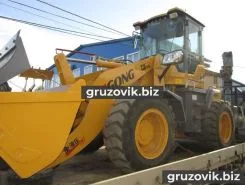 Фронтальный погрузчик Yigong ZL30 2018 года новый