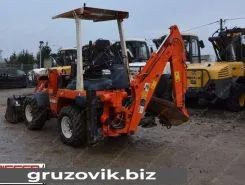Экскаватор-погрузчик Kubota R420 2005 года б/у фото 4