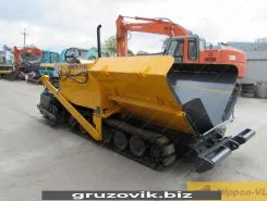 Асфальтоукладчик HANTA F31C 2005 года б/у