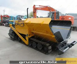 Асфальтоукладчик HANTA F31C 2005 года б/у