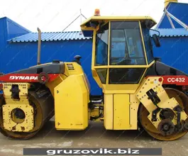 Дорожный каток Dynapac CC424HF 2005 года б/у