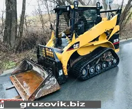 Фронтальный погрузчик Caterpillar 257B 2005 года б/у