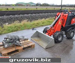 Фронтальный погрузчик DITCH Witch SK300 2013 года б/у фото 4