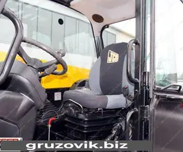 Телескопический погрузчик JCB LOADALL 531-70 2012 года б/у фото 4