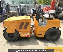 Дорожный каток Sakai TW500 2005 года б/у фото 2