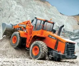 Фронтальный погрузчик Doosan DL420A 2018 года б/у фото 3