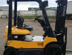 Вилочный погрузчик Toyota 7FB15 (7FBH15) 2001 года б/у фото 3