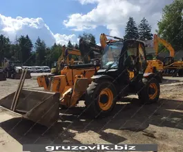 Телескопический погрузчик JCB LOADALL 540-140 2010 года б/у фото 2