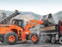 Фронтальный погрузчик Doosan DL 550 2019 года б/у фото 2