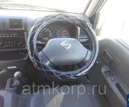 Тентованный грузовик Тентованный грузовик  Nissan 2012 года б/у фото 5