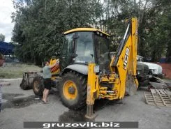 Экскаватор-погрузчик JCB 3CX 2013 года б/у фото 2