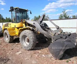 Фронтальный погрузчик Volvo L45 2003 года б/у фото 3