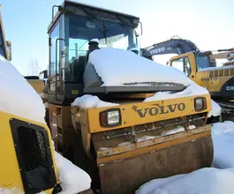 Дорожный каток Volvo DD 85-1 2008 года б/у фото 3