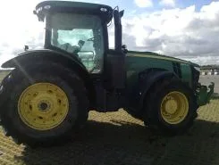 Трактор John Deere 8335 R 2013 года б/у фото 4